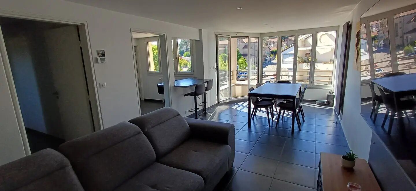 Appartement à louer, 70m², Fraisses