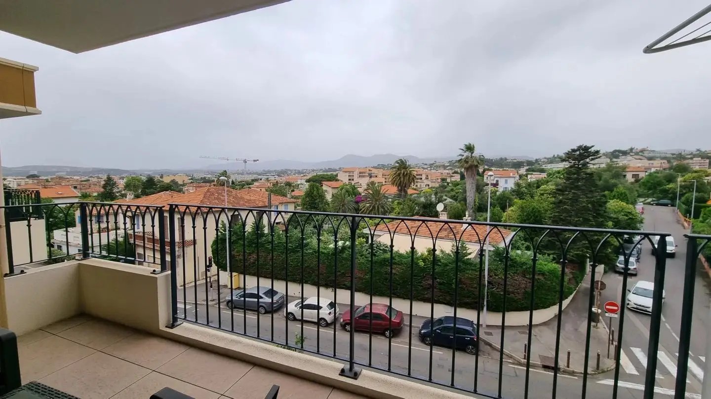 Appartement à louer, 39m², Saint-Laurent-du-Var