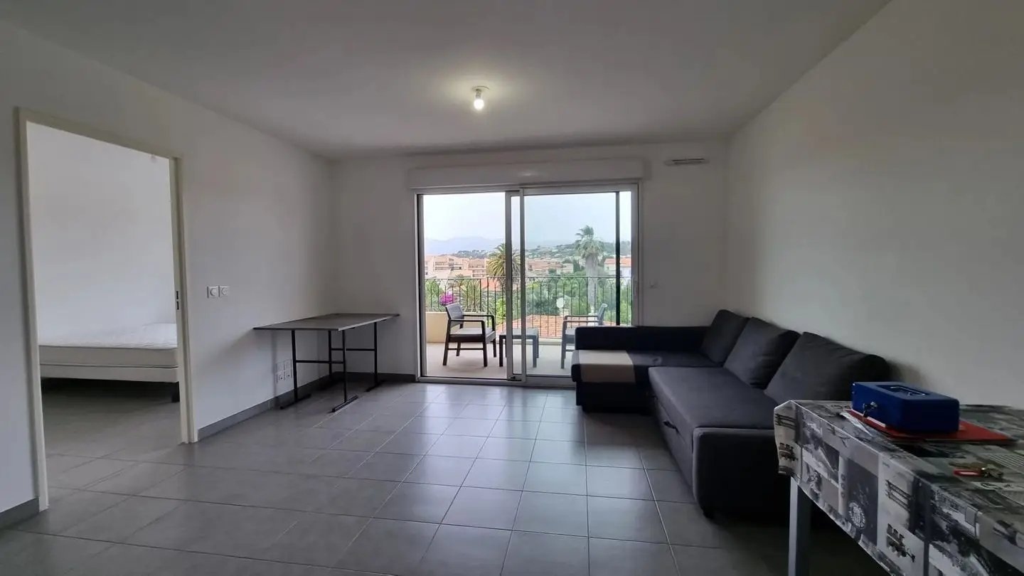 Appartement à louer, 39m², Saint-Laurent-du-Var