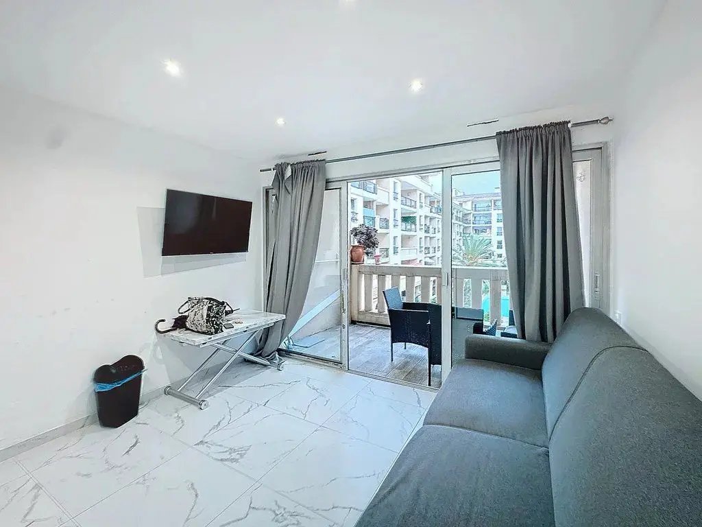 Appartement à louer, 25m², Cannes