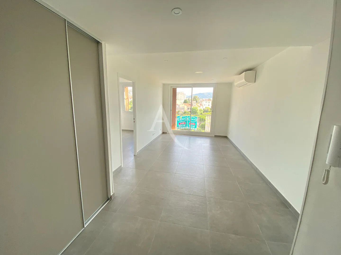 Appartement à louer, 56m², Nice