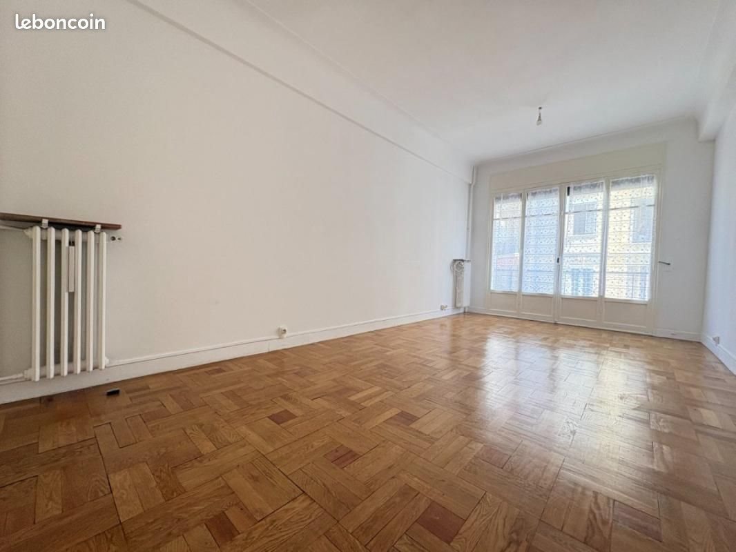 Appartement à louer, 55m², Nice