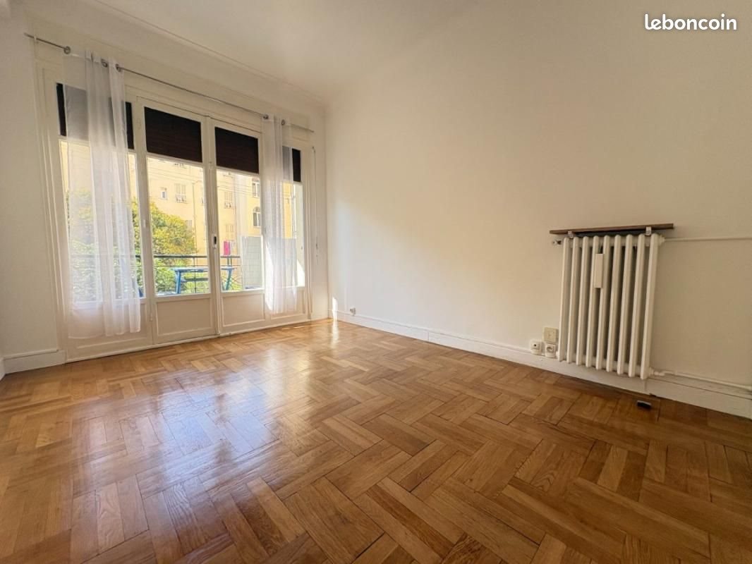 Appartement à louer, 55m², Nice