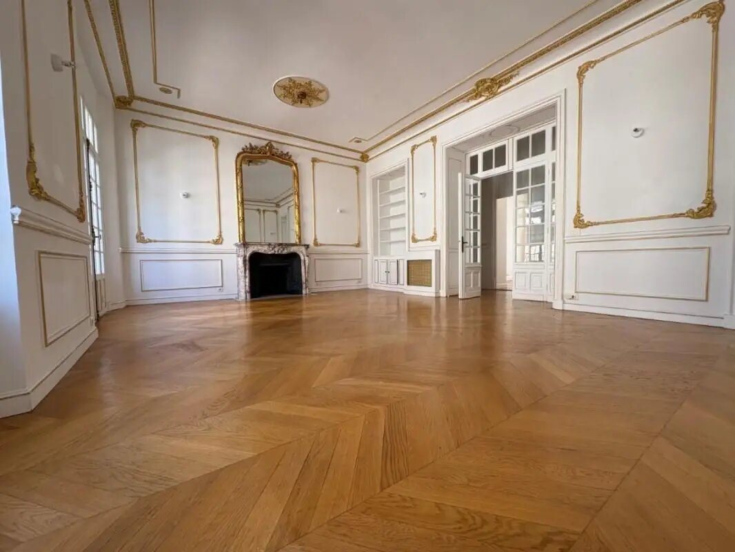Appartement à louer, 134m², Nice