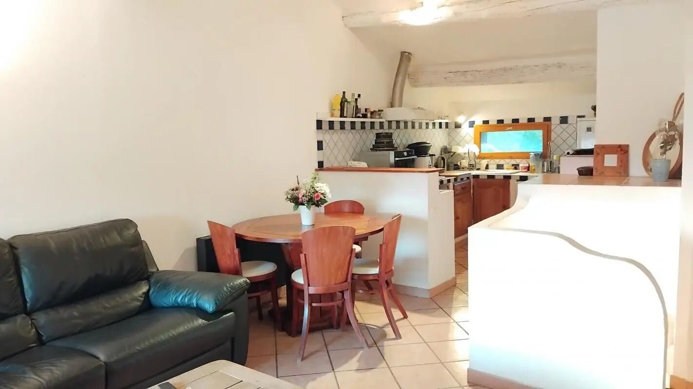 Appartement à louer, 53m², Eguilles
