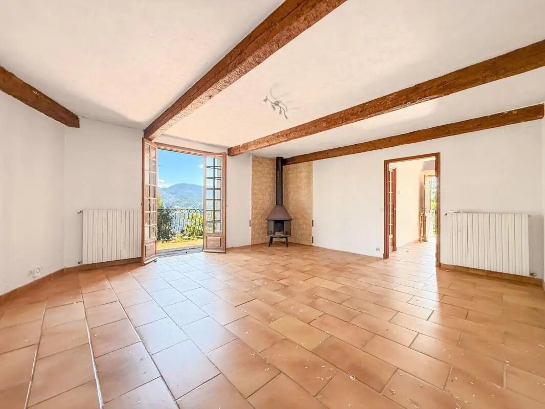 Maison à vendre, 4m², Le Broc