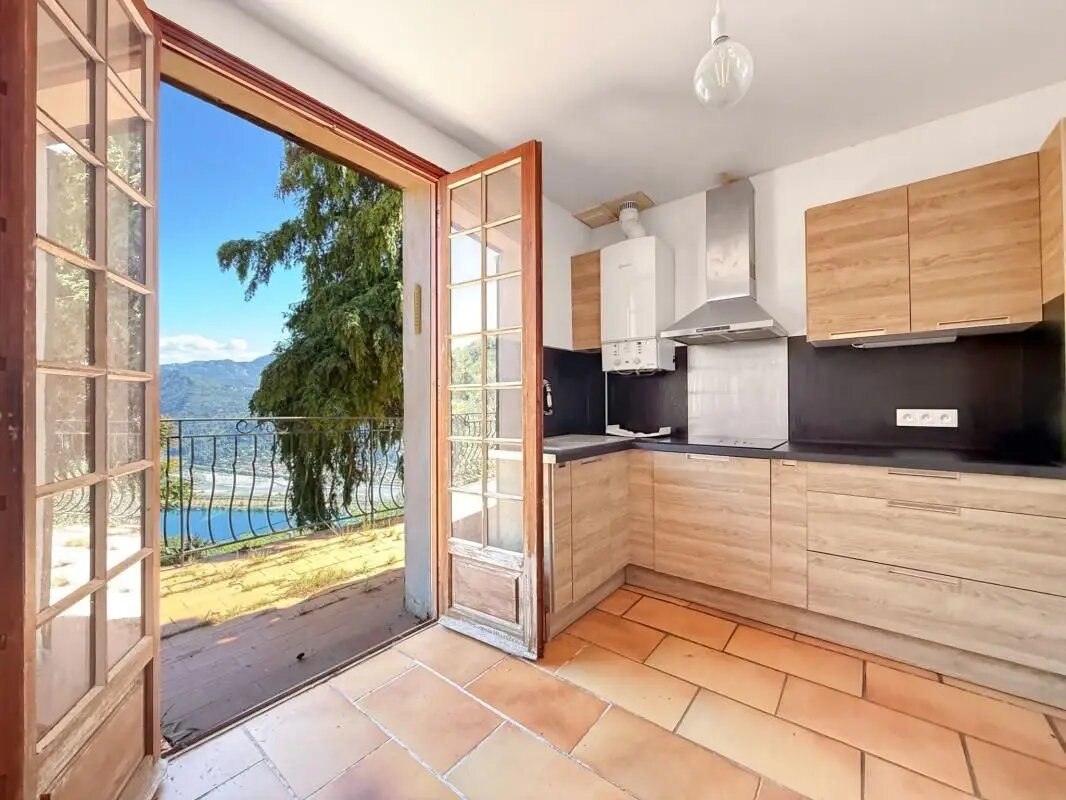 Maison à vendre, 4m², Le Broc