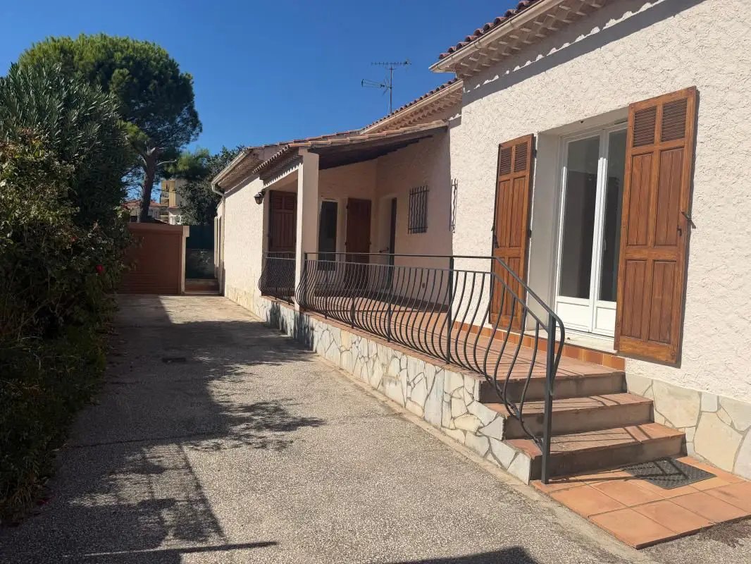 Maison à louer, 104m², Toulon