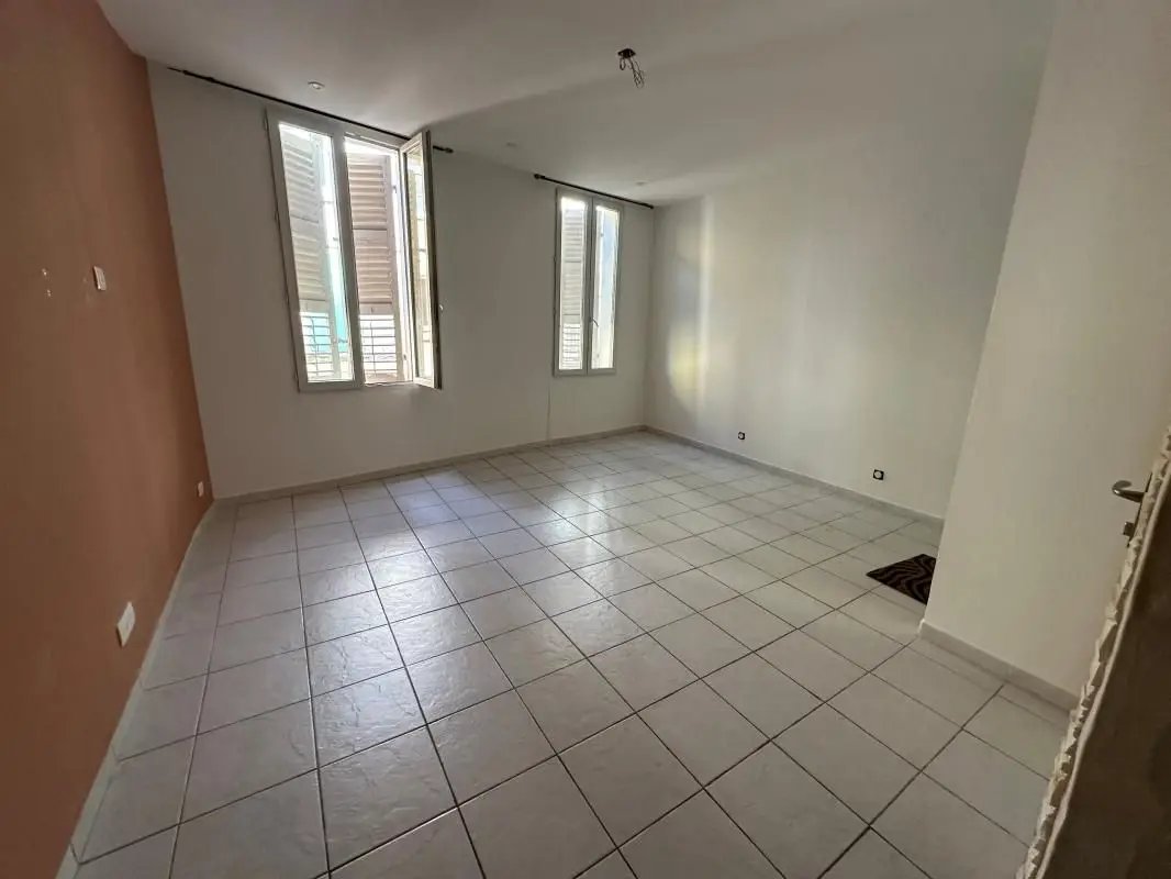 Appartement à louer, 54m², Le Beausset