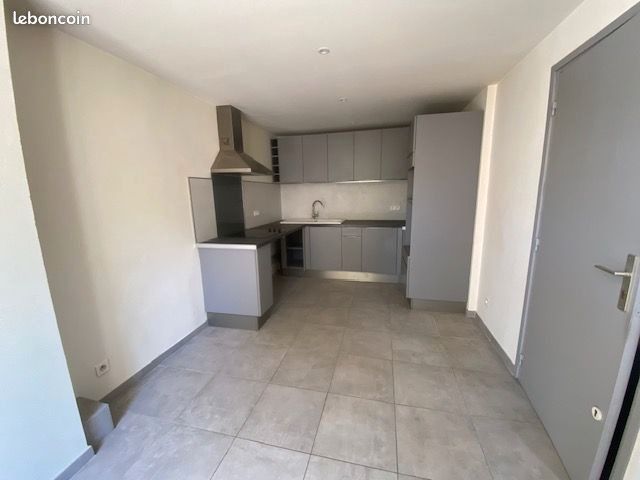 Appartement à louer, 61m², Ollioules