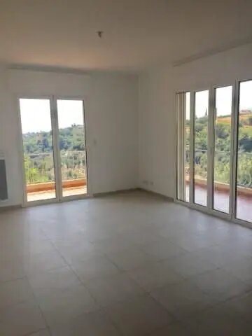 Appartement à louer, 71m², Nice
