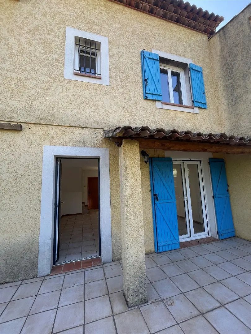 Maison à louer, 69m², Saint-Maximin-la-Sainte-Baume