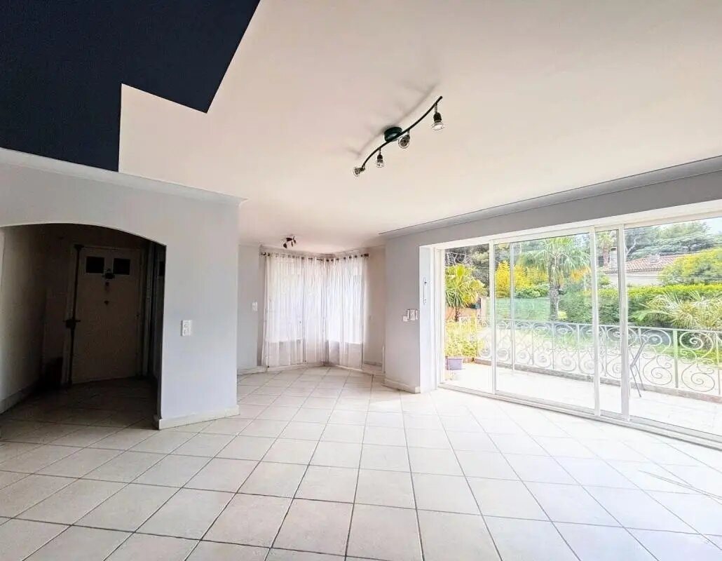 Appartement à vendre, 110m², Saint-Cyr-sur-Mer