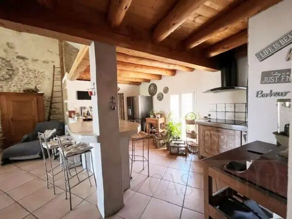 Maison à vendre, 185m², Saint-Hilaire-de-Beauvoir