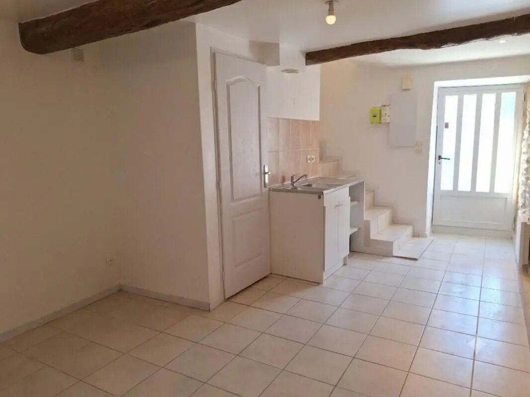 Maison à louer, 31m², Bezouce