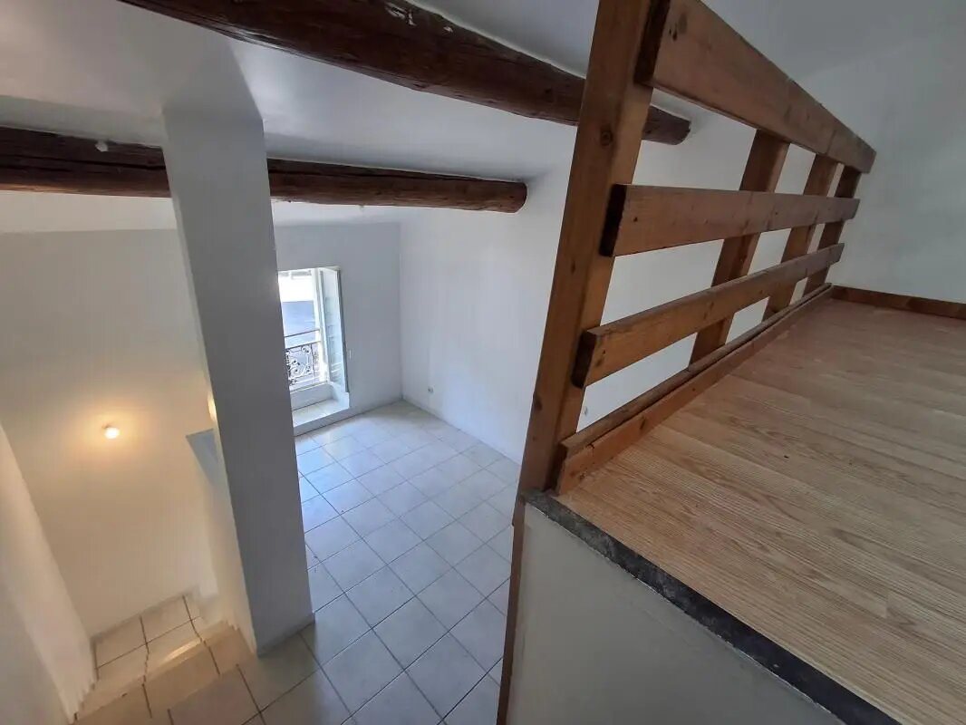 Maison à louer, 31m², Bezouce