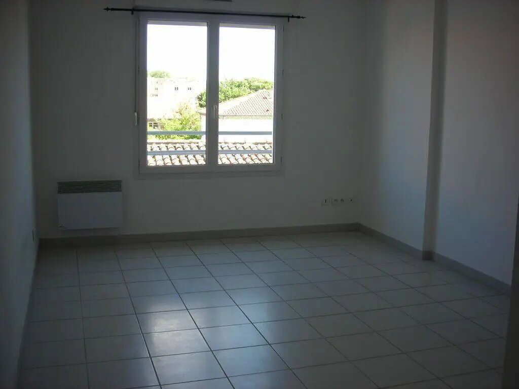 Appartement à louer, 21m², Nîmes