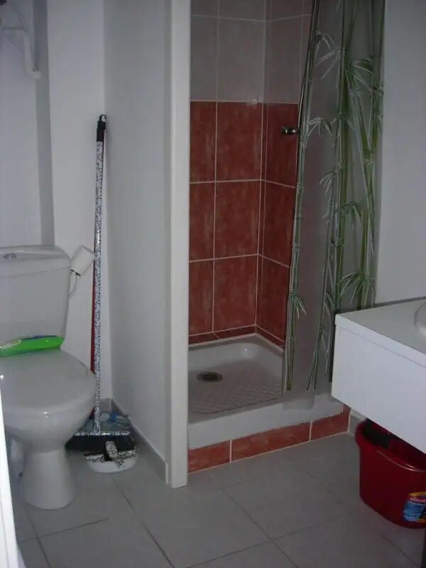 Appartement à louer, 21m², Nîmes
