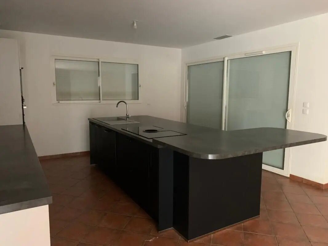 Maison à louer, 118m², Nîmes