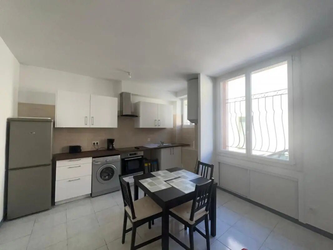 Appartement à louer, 34m², Nîmes