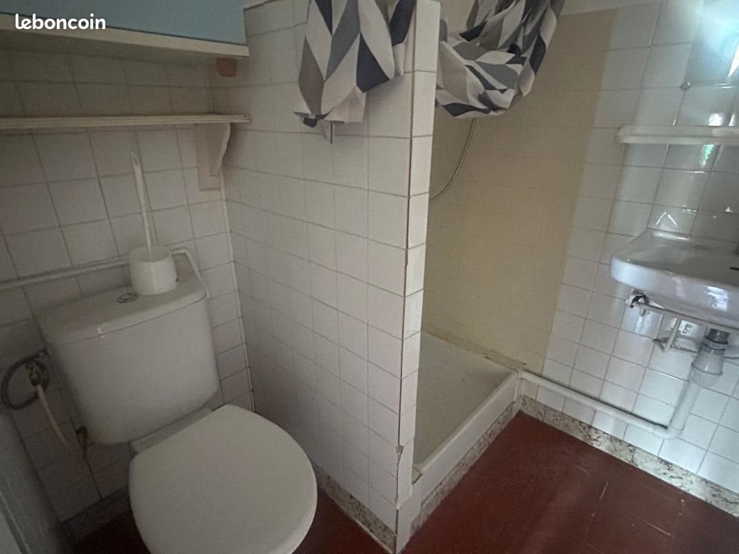 Appartement à louer, 25m², Nîmes
