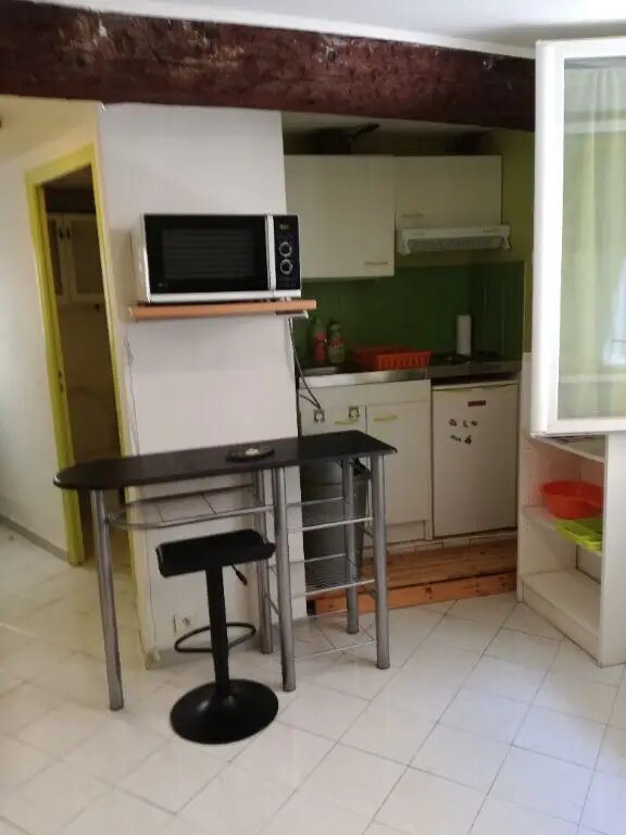 Appartement à louer, 27m², Nîmes