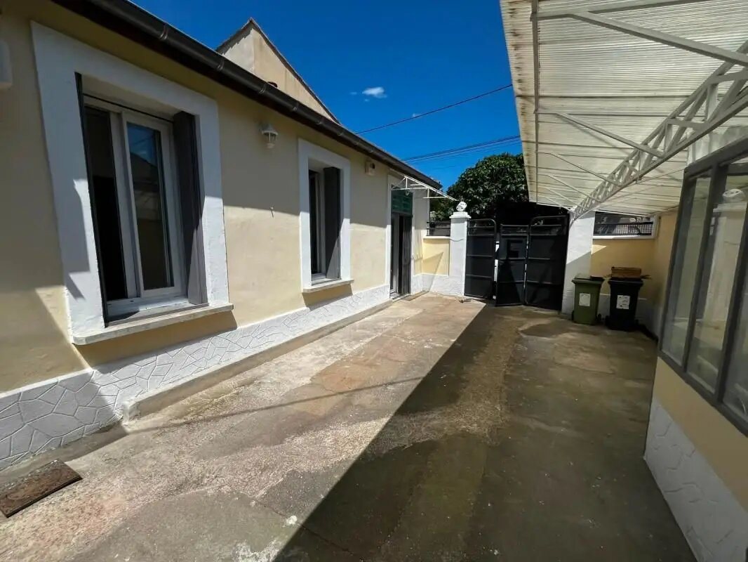 Maison à louer, 35m², Nîmes