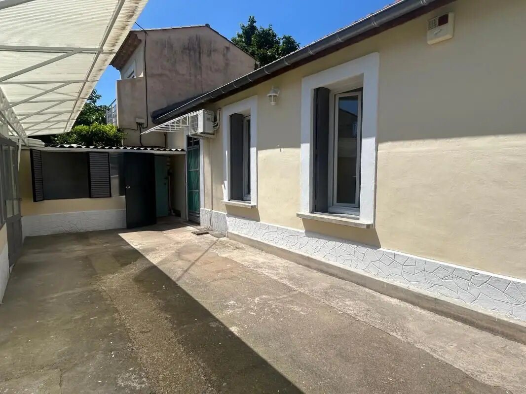Maison à louer, 35m², Nîmes