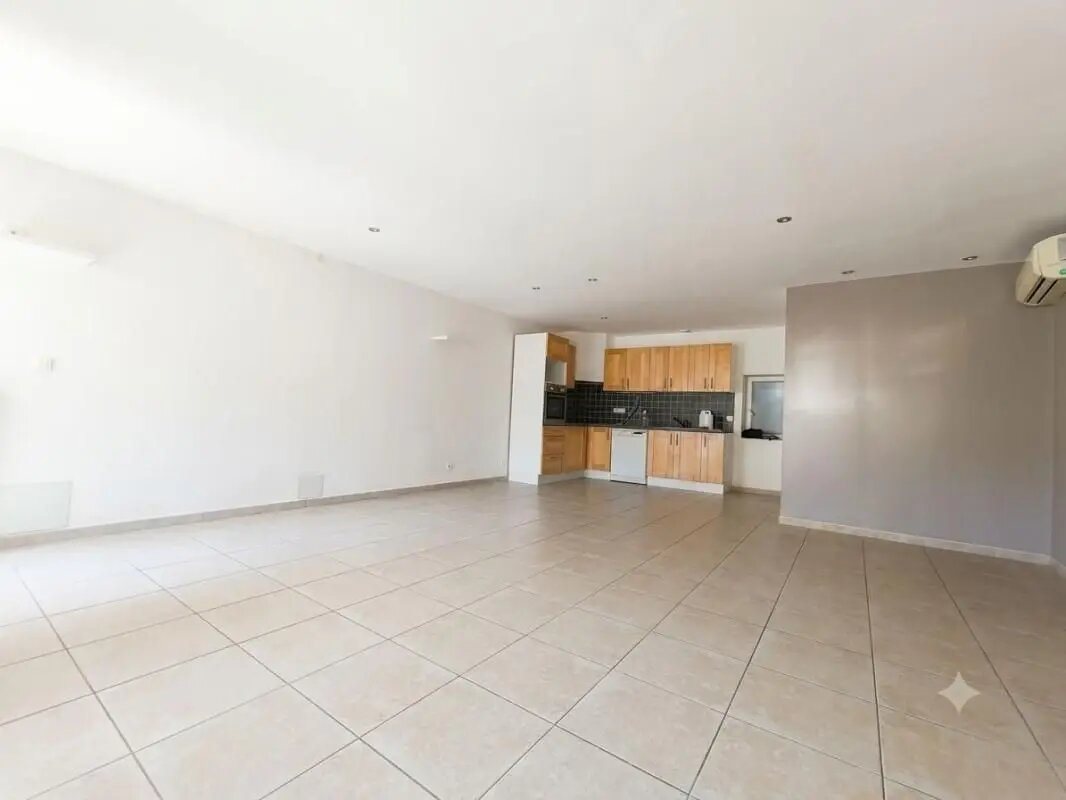 Maison à vendre, 107m², Garons