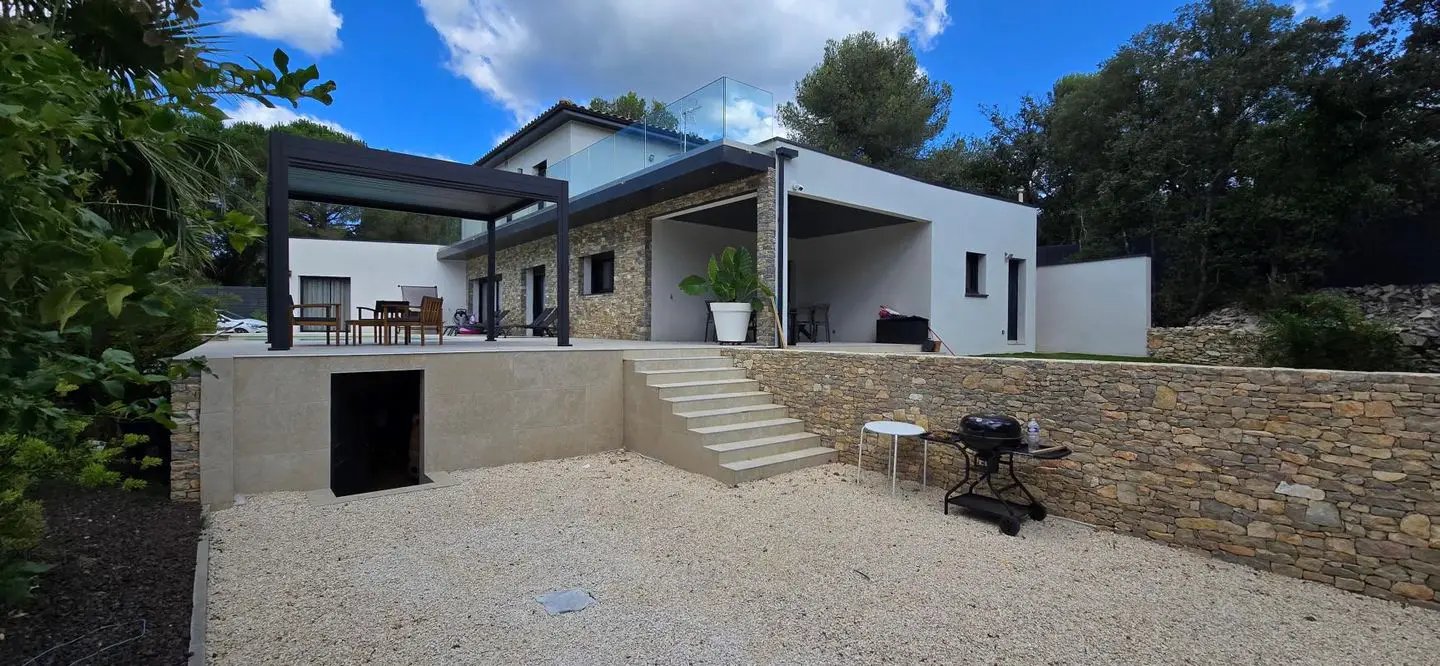 Maison à vendre, 187m², Nîmes
