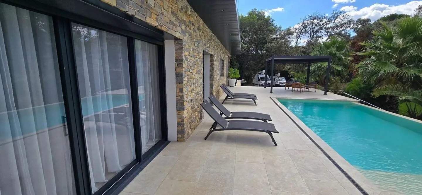 Maison à vendre, 187m², Nîmes