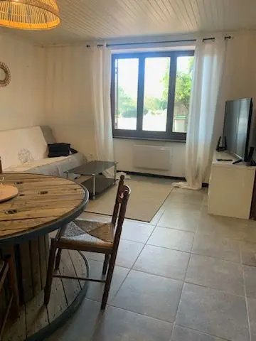 Appartement à louer, 64m², Moussac