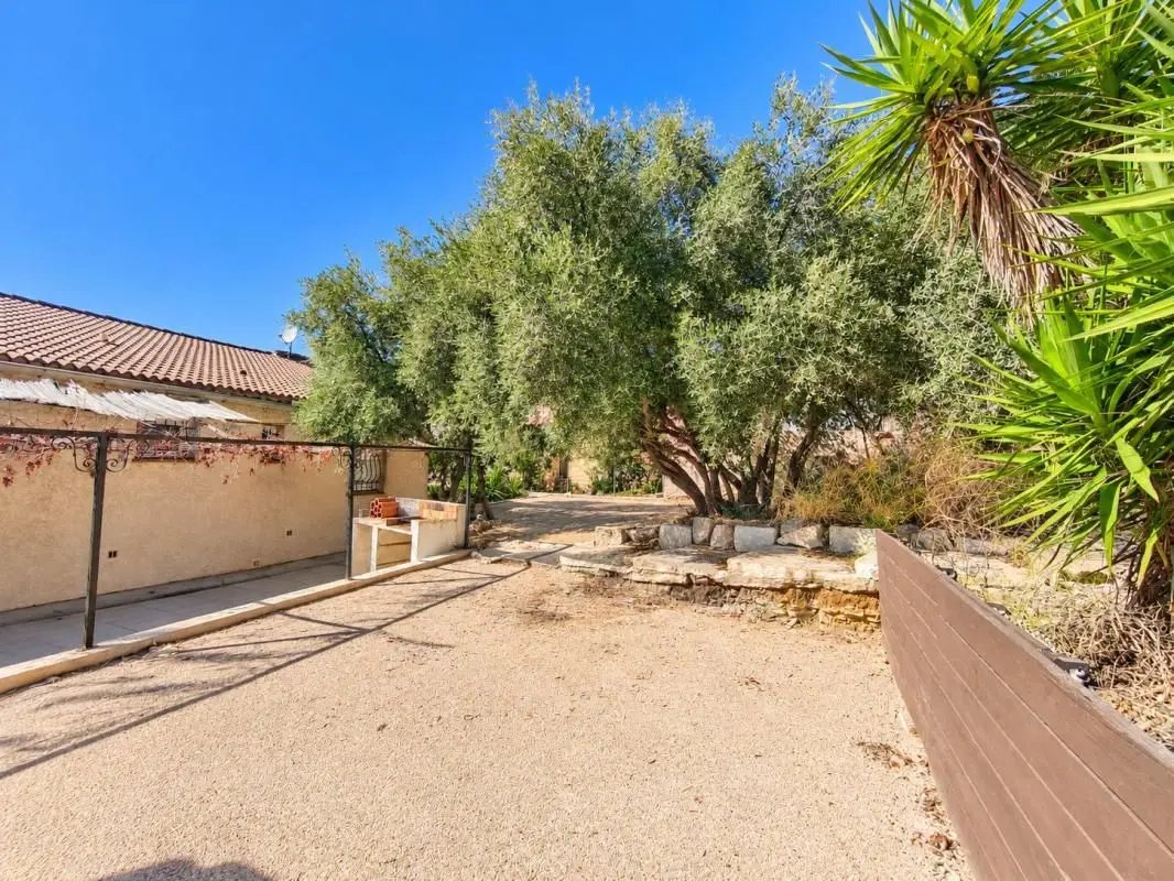 Maison à vendre, 104m², Nîmes