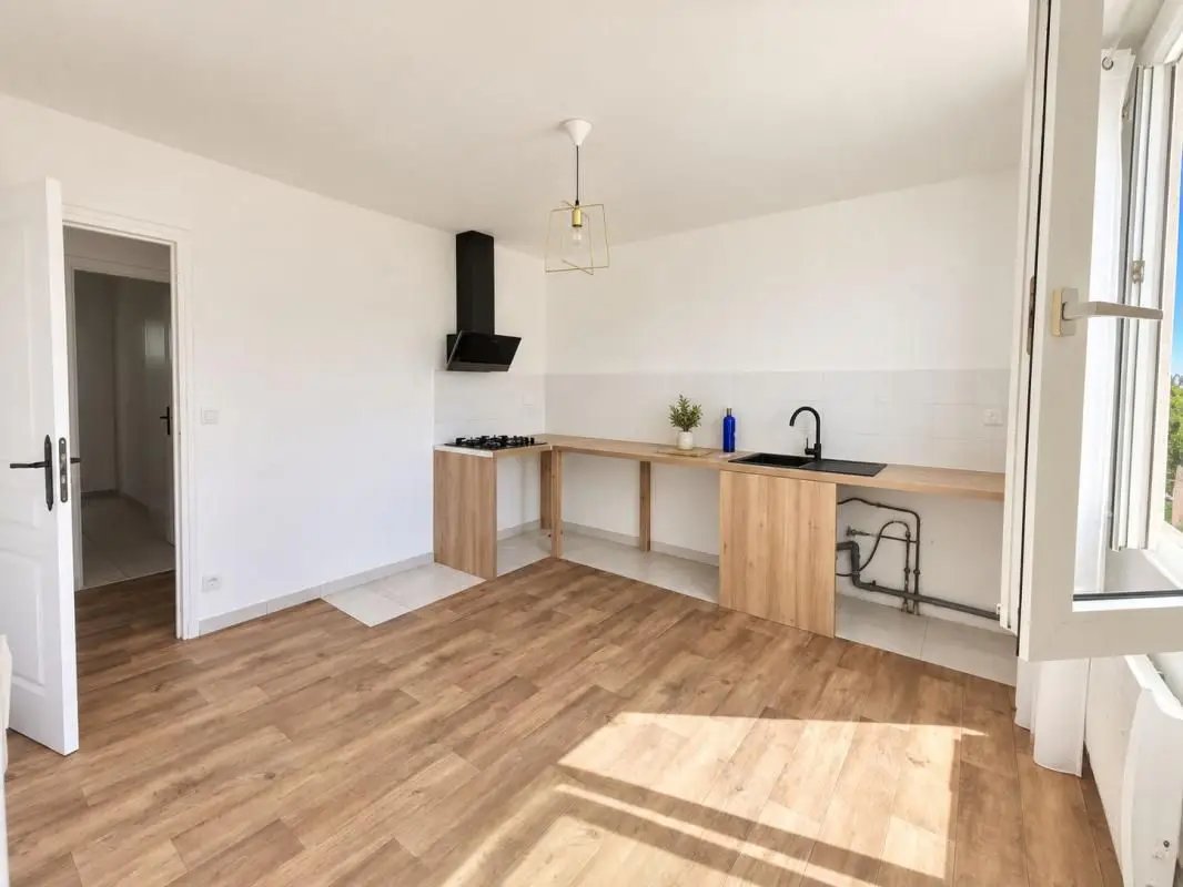 Maison à vendre, 104m², Nîmes