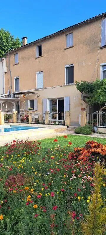 Maison à vendre, 186m², Sorgues