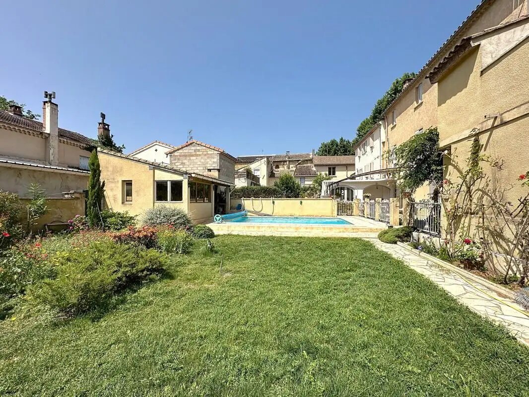 Maison à vendre, 186m², Sorgues