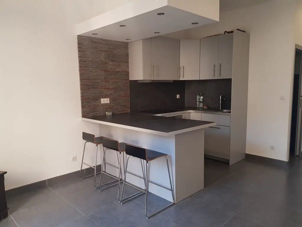 Appartement à louer, 36m², Marignane