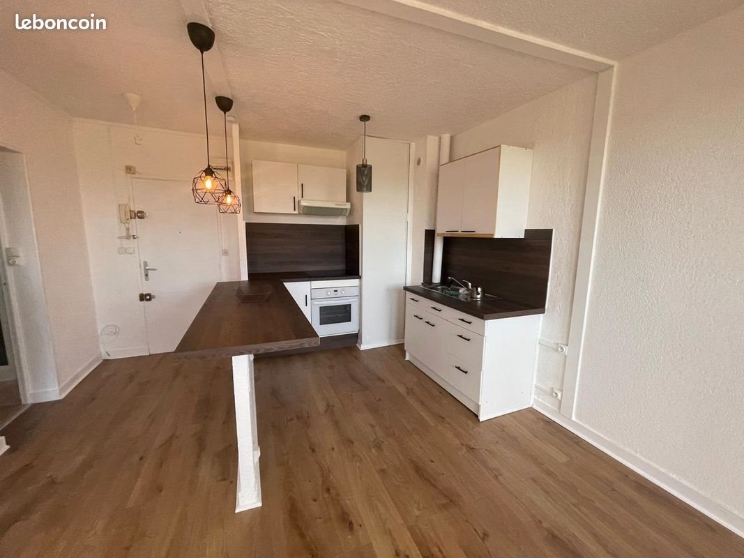 Appartement à louer, 38m², Marignane