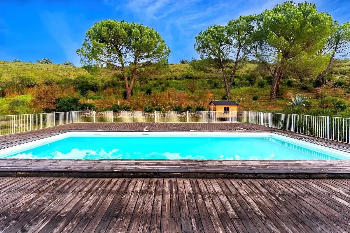 Maison à vendre, 698m², Sainte-Anastasie