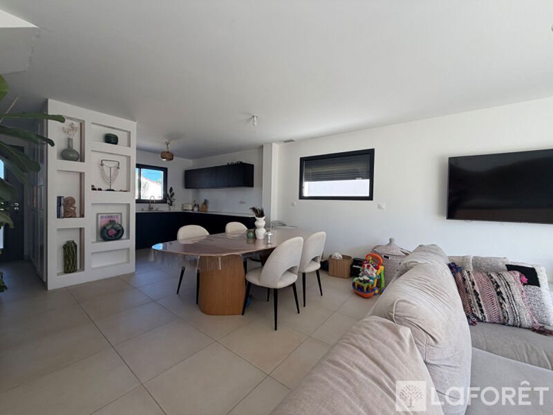 Maison à vendre, 95m², Marignane
