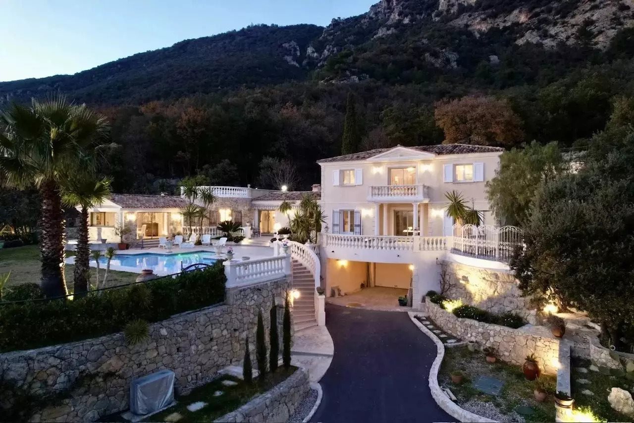 Maison à vendre, 443m², Tourrettes-sur-Loup