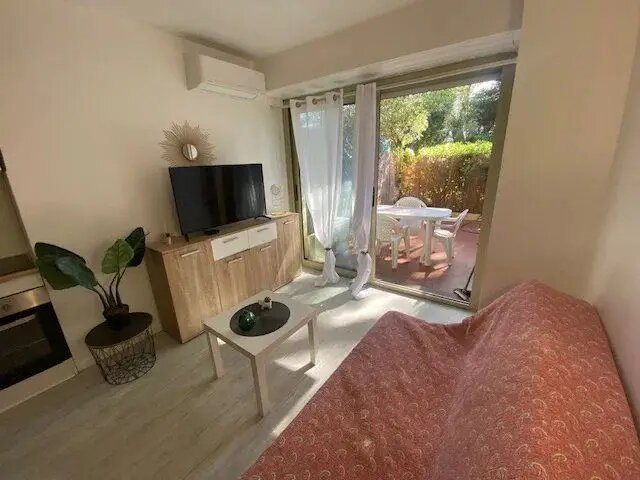 Appartement à louer, 19m², Cagnes-sur-Mer