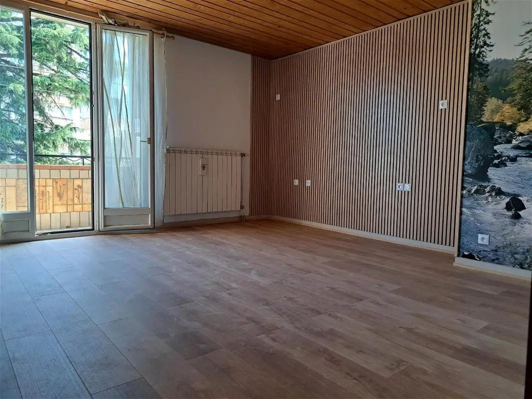 Appartement à louer, 81m², Fontaine
