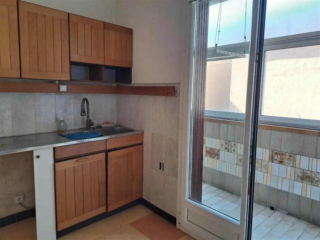 Appartement à louer, 81m², Fontaine