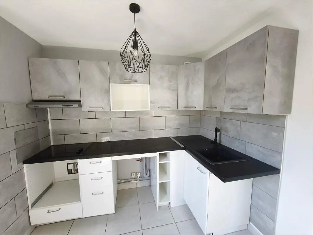 Appartement à louer, 45m², Fontaine