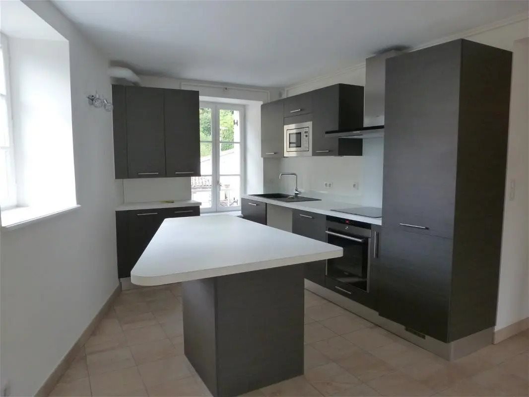 Appartement à louer, 98m², Sassenage