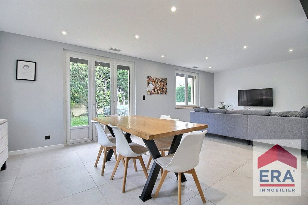 Maison à vendre, 102m², Entraigues-sur-la-Sorgue