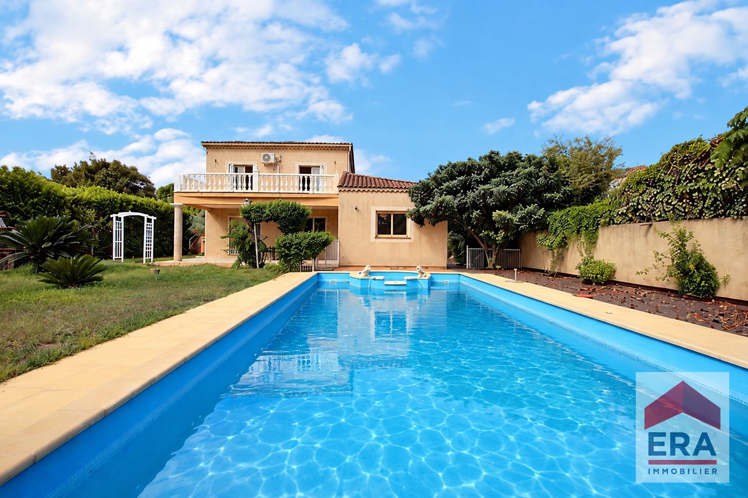 Maison à vendre, 267m², Sorgues