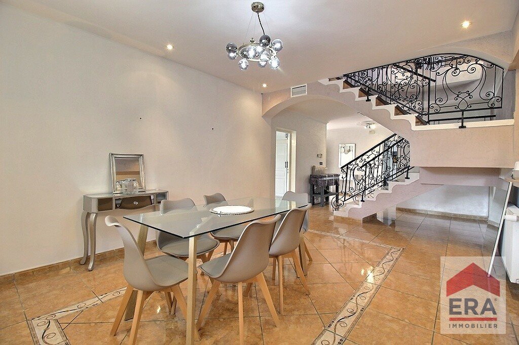 Maison à vendre, 267m², Sorgues