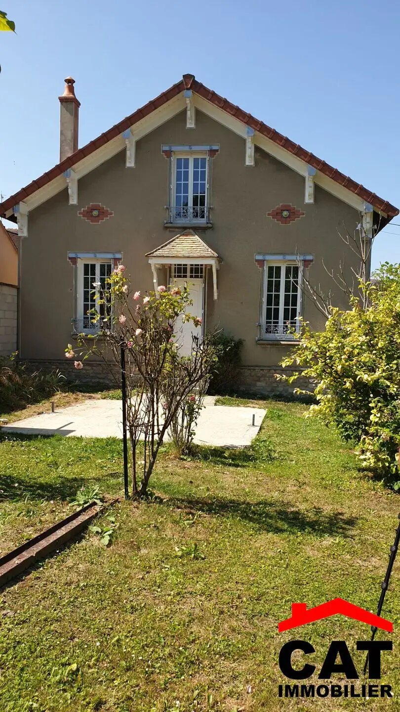 Maison à vendre, 105m², Ville-Saint-Jacques